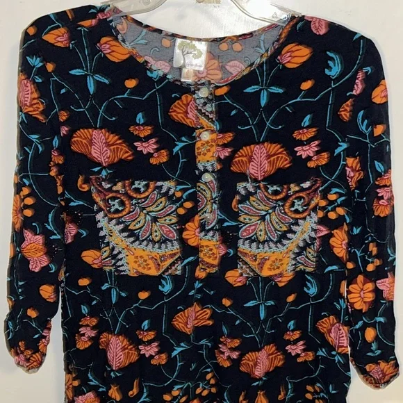 Tunic - Picture 4 of 4